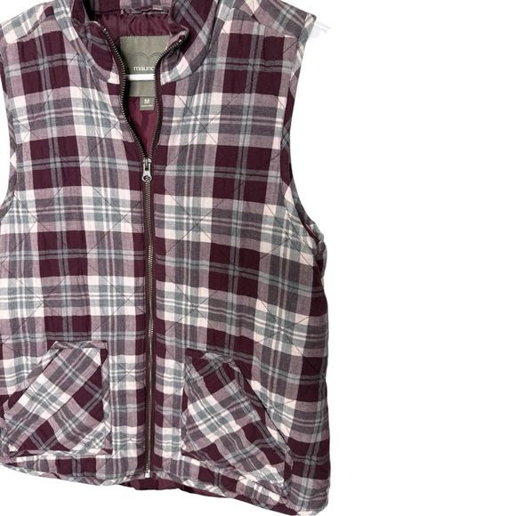 Maurices Burgundy Plaid Quilted Puffer Vest Size Medium Full Zip Pockets - Picture 5 of 6